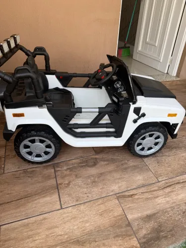 Carro elétrico Jeep infantil 