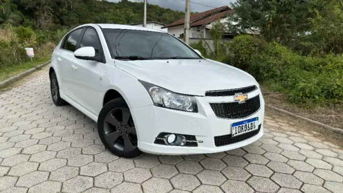 Chevrolet Cruze HB Sport LT 1.8 16V Flexp. 5P AUT 2014