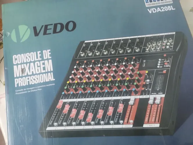 Mesa de som nova
