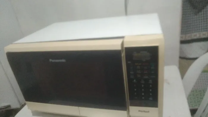 Micro-ondas Panasonic 30lt
