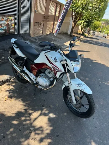 Titan 150