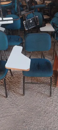 Cadeira escolar universitária lote com 50