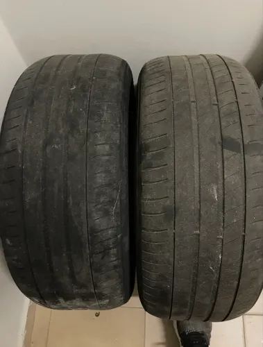 Par pneu Michelin 215/50R17