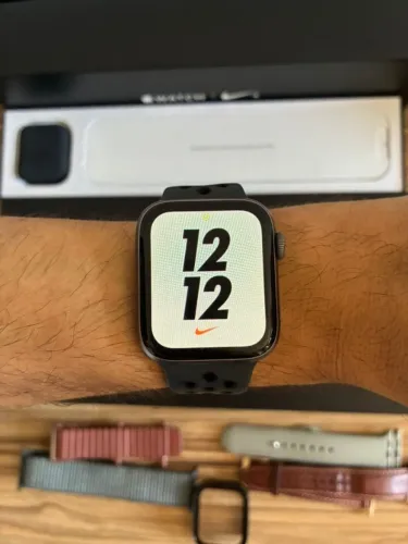 Apple Watch Series 4 Nike Edition44mm Completo e Original