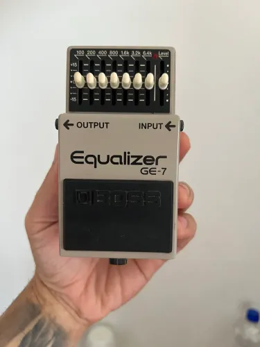 Equalizador Boss ge-7