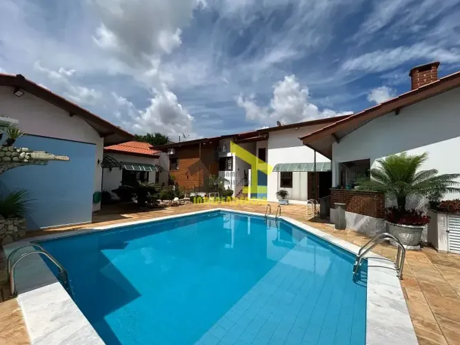 Casa à venda, 380 m² por R$ 1.650.000,00 - Residencial Flamboyant - Itatiba/SP