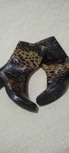 Galocha onça pintada.