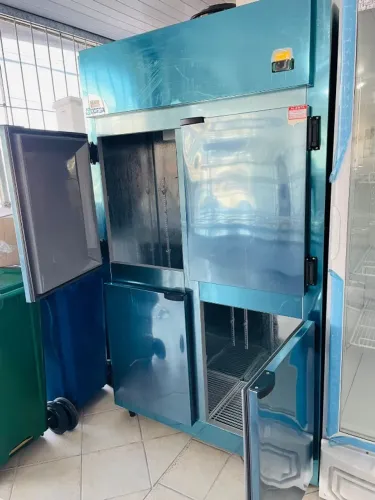 MB GELADEIRA COMERCIAL 4 PORTAS - KOFISA
