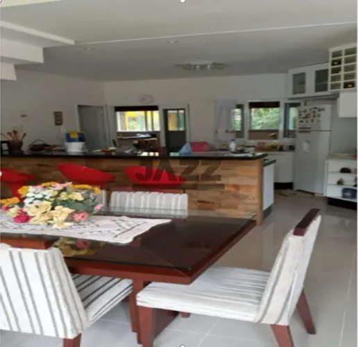 Casa Ampla À Venda NO Condomínio MAR Verde 2 - Praia DA Mococa, Caraguatatuba