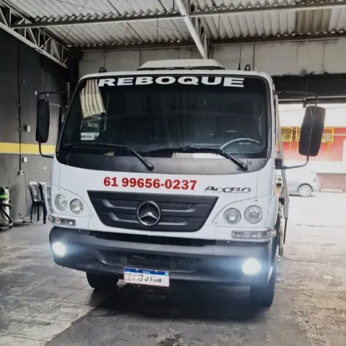 Caminhão Mercedes-Benz Accelo 1016 3/4 2013 c/ Plataforma de Guincho | Pronto Trabalho