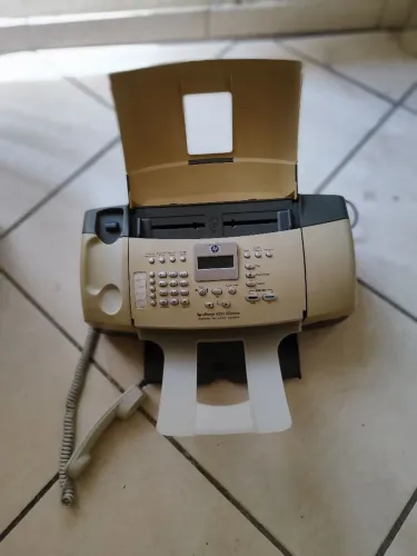Fax antigo para colecionador.