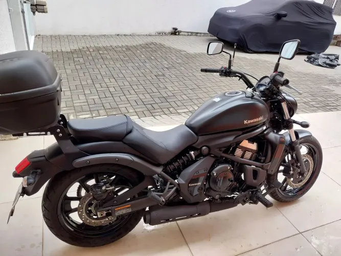 Kawasaki Vulcan S 650 preta 2024/2024