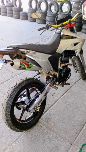 Tornado 250
