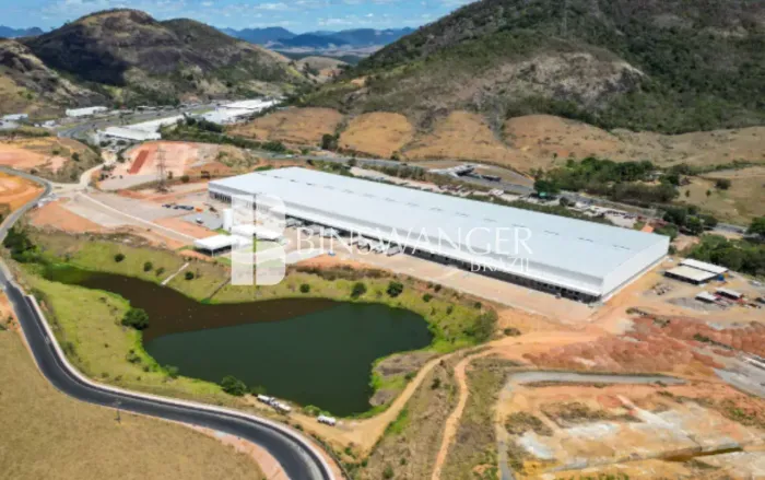 Galpão para locação em Viana com 2385m²