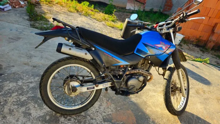 Moto Xt 225 2002 documentação em dia, leia o anuncio