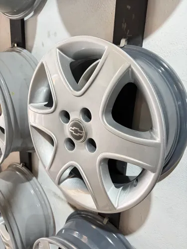 Rodas Astra sunny aro 15 - 4x100 celta Vectra Montana meriva Corsa 