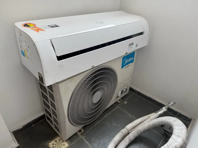 Ar condicionado springer midea 12000 BTUs