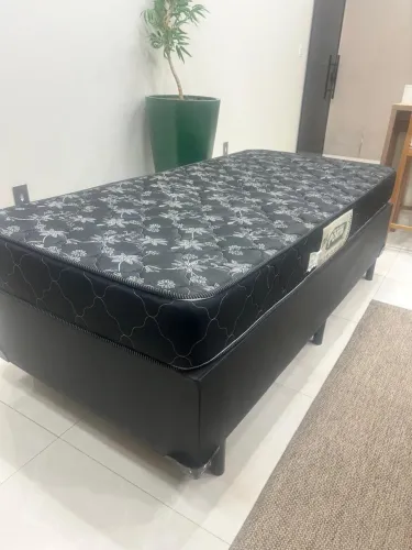 Cama box seminova 