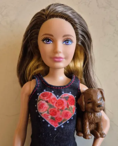 Boneca Skipper do filme "Barbie e Suas Irmãs em Uma Aventura de Cachorrinhos"