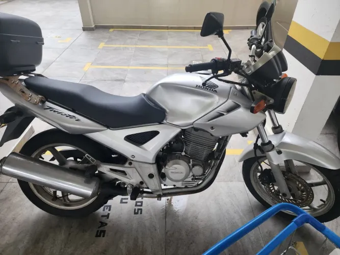 Honda CBX - 2005