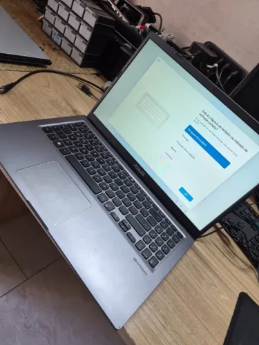 Notebook Asus Core i3 10a Geração 8 Gigas Memória DDR4 NVME 256 Gigas Tela 15.6 Somos Loja