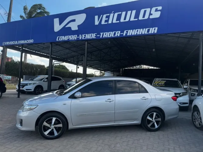 Toyota Corolla GLI 1.8 Flex 16V Aut. 2012