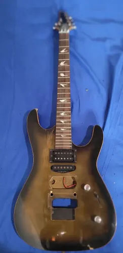 Guitarra Memphis para reformar