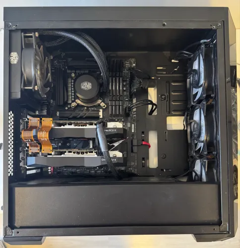 PC Gamer Intel i5-8600K | 32GB RAM | Z370 Aorus | 2x GTX 760 | Water Cooler | Sem Fonte