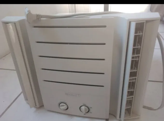 Springer 7.500 BTUs - R$400<br>