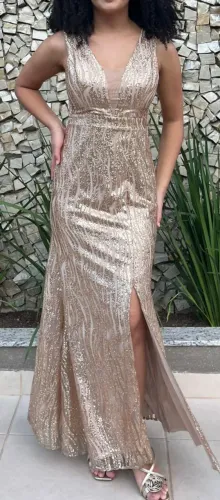 Vestido champanhe festa