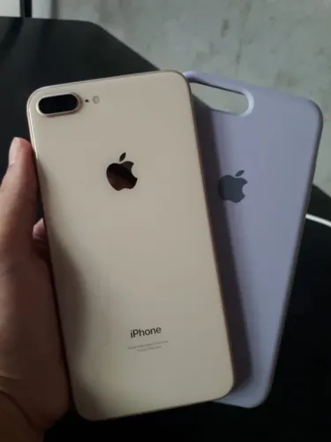 iPhone 8 Plus 