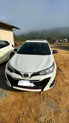 Toyota Yaris S 1.5 Flex 16V 5P AUT 2021
