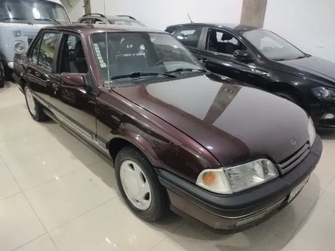 Chevrolet Monza Classic SE 2.0 /mpfi E EFI 2P E 4P 1993
