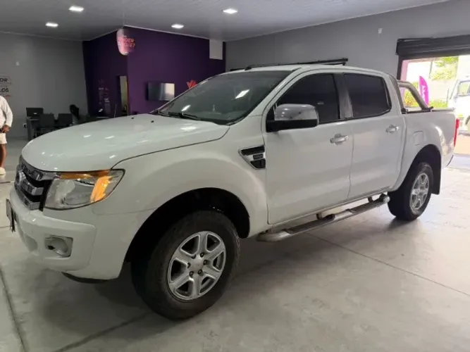 Ford Ranger XLT 2.5 16V 4X2 CD Flex 2016