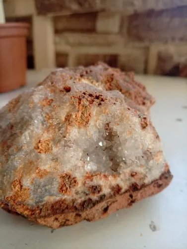 Geodo de cristais do Marrocos na ágata árvore,peso de 1,1kg