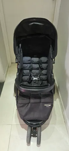 Carrinho de bebê Voyage delta