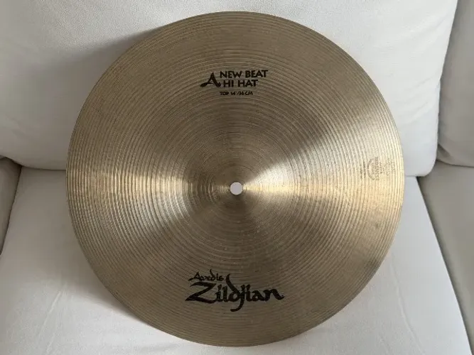 Zildjian Avedis New Beat 14 Hi-hat Chimbal (Par)