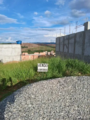 Vendo terreno Residencial Amor 9x20 180m²