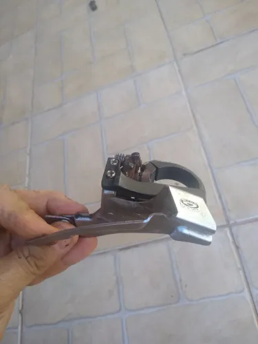 Câmbio dianteiro Shimano deore 