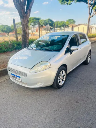 Fiat Punto Essence 1.6 Flex 16V 5P 2011