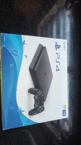 PlayStation 4 1TB Slim