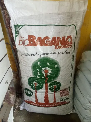 Adubos de 3 kgs para plantas 