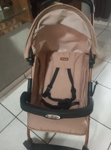 Carrinho de bebê
