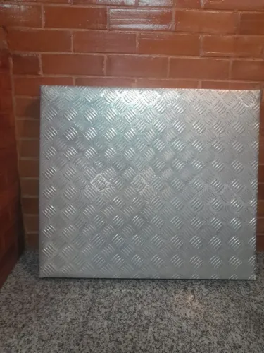 Tampa de Alumínio