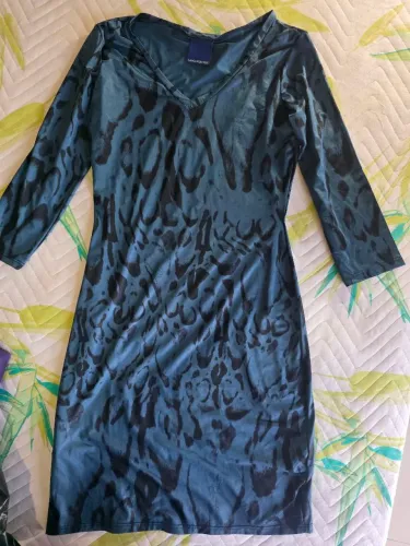 Vestido lança perfume malha fria