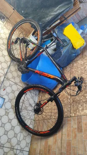 BIKE ARO 29 COM CUBO TRASEIRO QUEBRADO