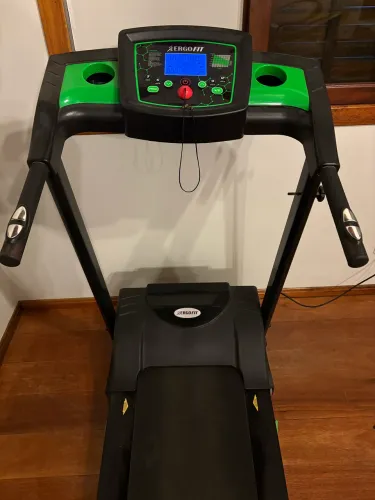 Esteira Ergofit residencial