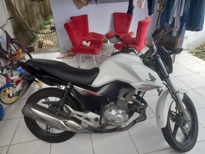 Vende se fan extra de verdade.