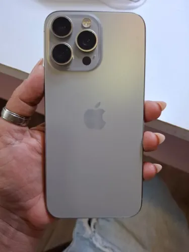 IPHONE 15 PRO MAX 256gb