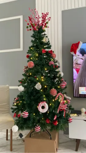 Árvore de natal tamanho 1,80